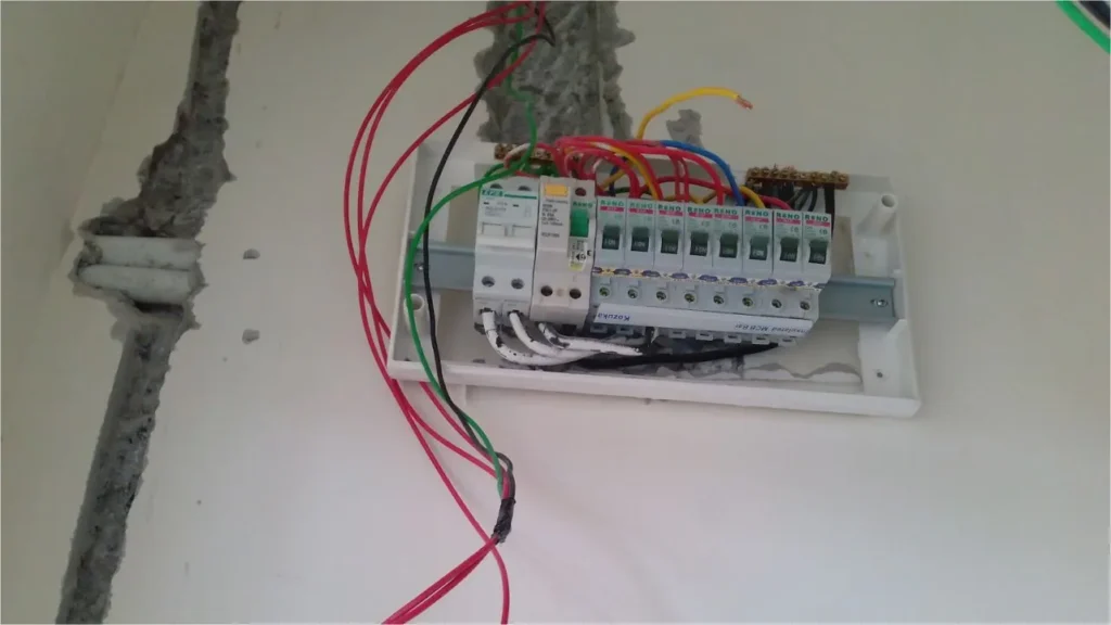 jenis-jenis suis elektrik